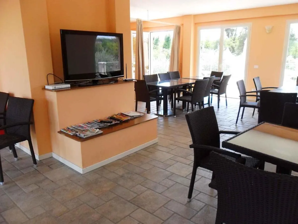 Holiday home Mobilehomes In Pieve Vecchia - Norditalienische Seen 22044 Manerba del Garda