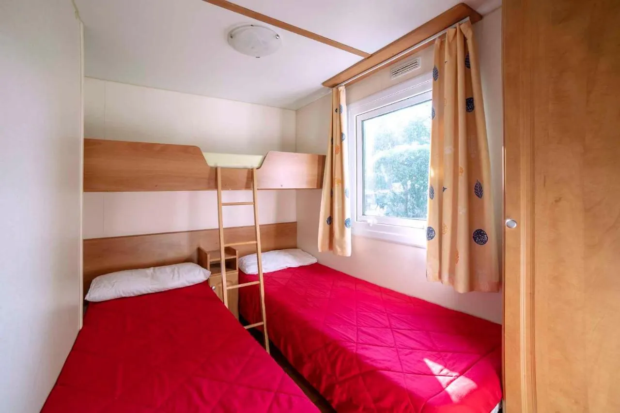Mobilehomes In Pieve Vecchia - Norditalienische Seen 22044 Manerba del Garda Holiday home