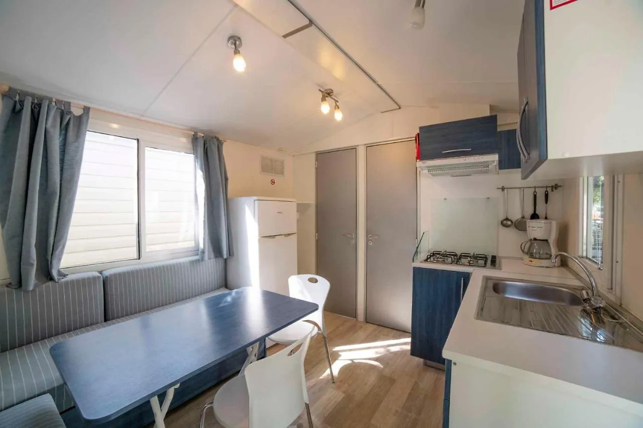Holiday home Mobilehomes In Pieve Vecchia - Norditalienische Seen 22044 Manerba del Garda