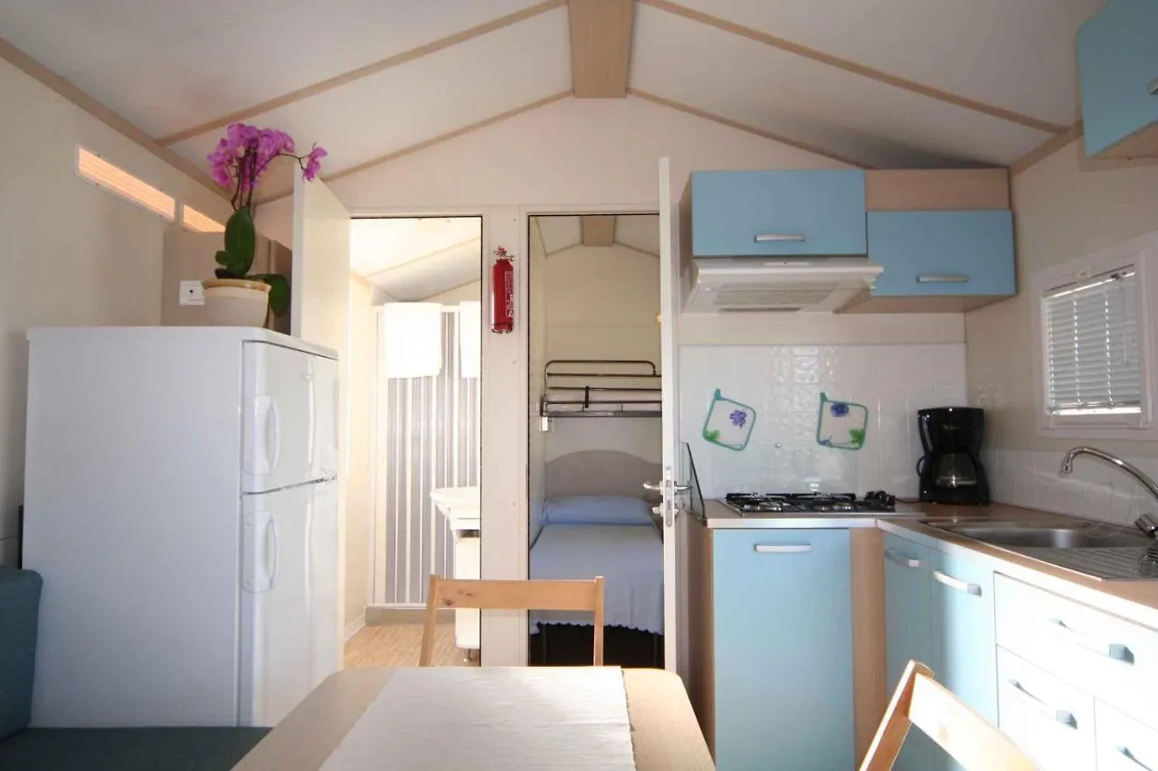 Holiday home Mobilehomes In Pieve Vecchia - Norditalienische Seen 22044 Manerba del Garda Italy