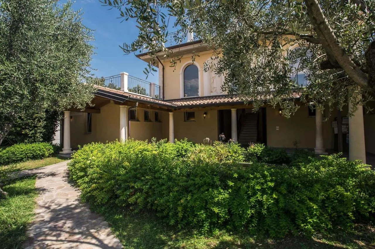 Holiday home Mobilehomes In Pieve Vecchia - Norditalienische Seen 22044 Manerba del Garda